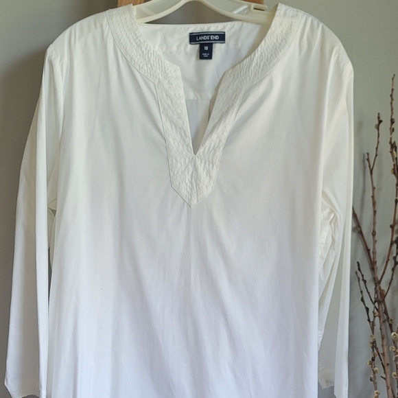 Lands' End White V-Neck Tunic Blouse - Picture 1 of 5